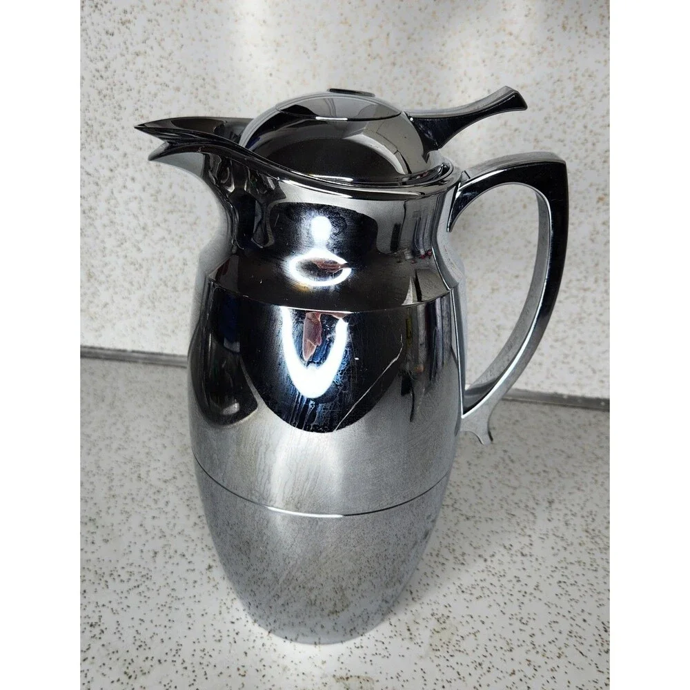 PAMPERED CHEF 42 Oz Chrome Finish Carafe Thermal Glass Liner Hot or Cold